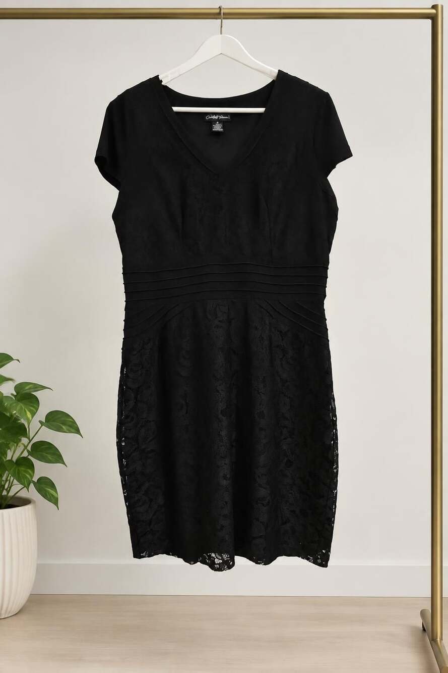 Cadalite Women's Black Lace Dress Size 1X Cap Sleeve Cocktail